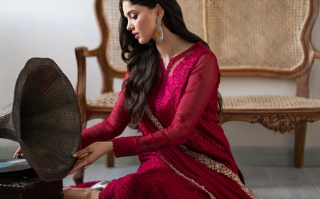 Discover the Best Pakistani Formal Wear Online with Ali Xeeshan Empire