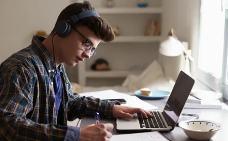 The Ultimate Guide to Finding Top Online Class Takers for Academic Success