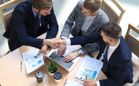 Can You Sponsor Employees with a Dubai Virtual License?