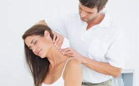Best Chiropractor in Etobicoke, ON: Neck Pain Relief