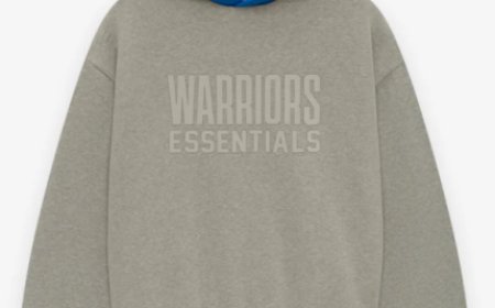 Essential Pullover Hoodie for Effortless Daily Wear and Warmth