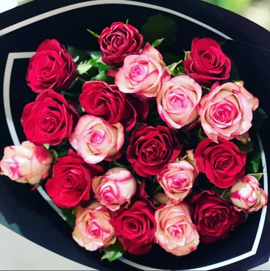 Why Choosing a Local Florist Burnley Is Better Than Online Giants