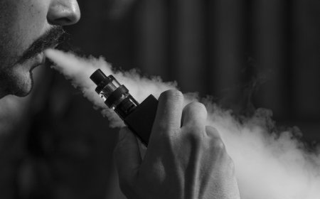 The Rise of Disposable Vapes: Top Trends from the Vape Wholesale UK Scene