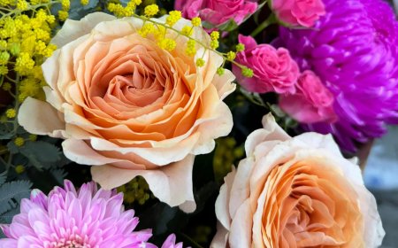 A Florist’s Tips for Keeping Your Flowers Fresh for Longer