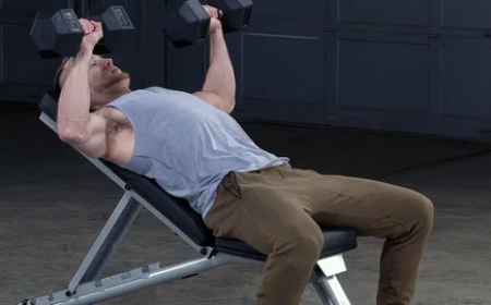 How to Choose the Best Folding Bench for Small Spaces