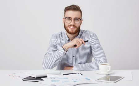 A Complete Guide to Choosing the Right Mutual Fund Advisor in 2025