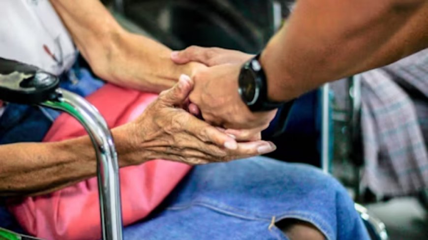 How to Prevent Mistakes While Managing Senior Home Care Plans