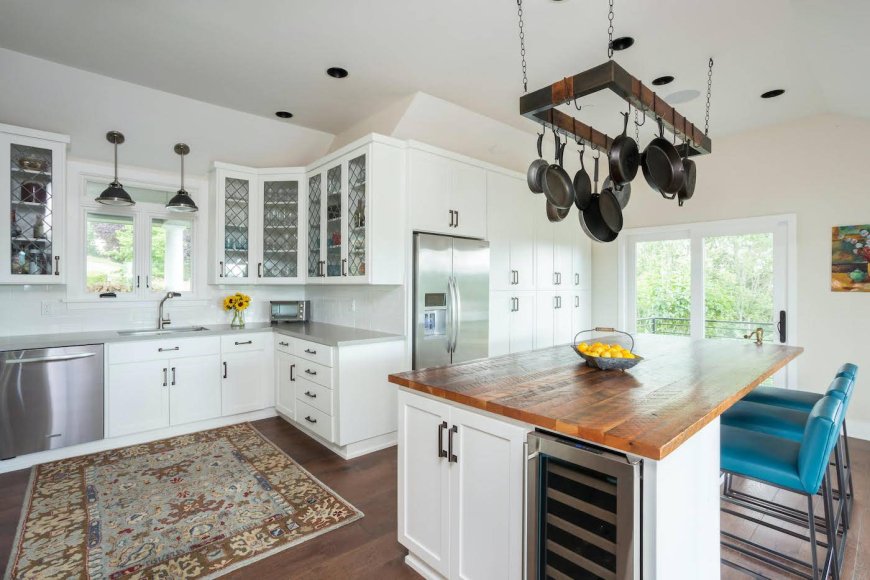 Transform Your Kitchen with Expert Cabinet Refacing Solutions